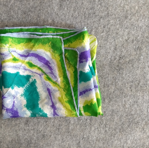 Vintage Printed Silk Scarf - Picture 6 of 7